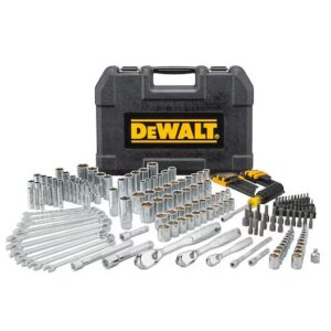 DeWalt DWMT81534-1 205 piece mechanics tool set