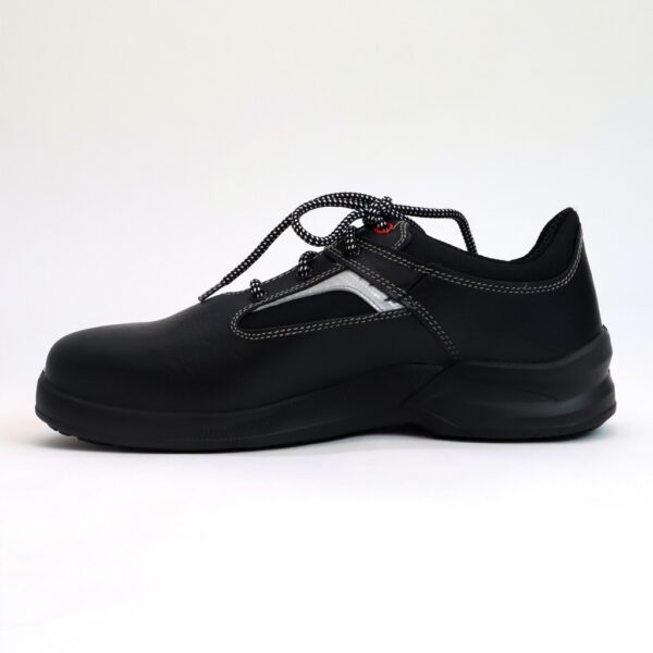 PERF RAZOR Shoes - Image 3