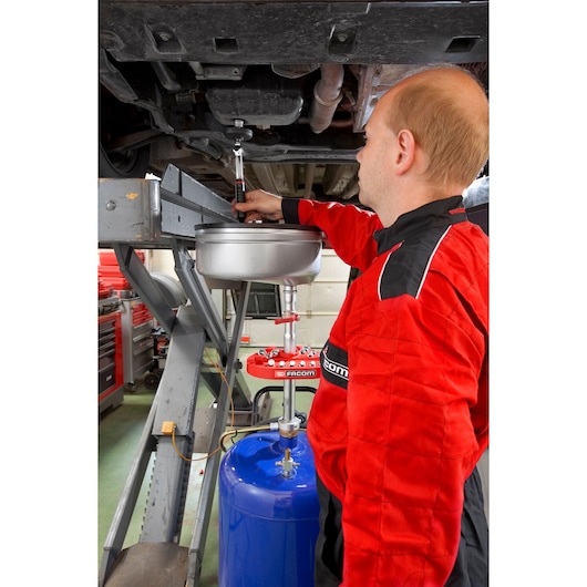 D.48-KITPB KIT DRAIN OIL WRENCH - Image 2